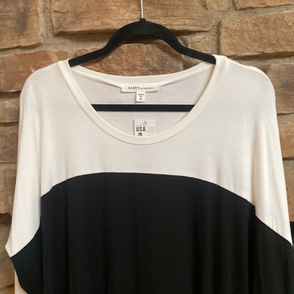 NWT Karen by Karen Lane black a a white shark bite top. Size XL - Picture 3 of 11